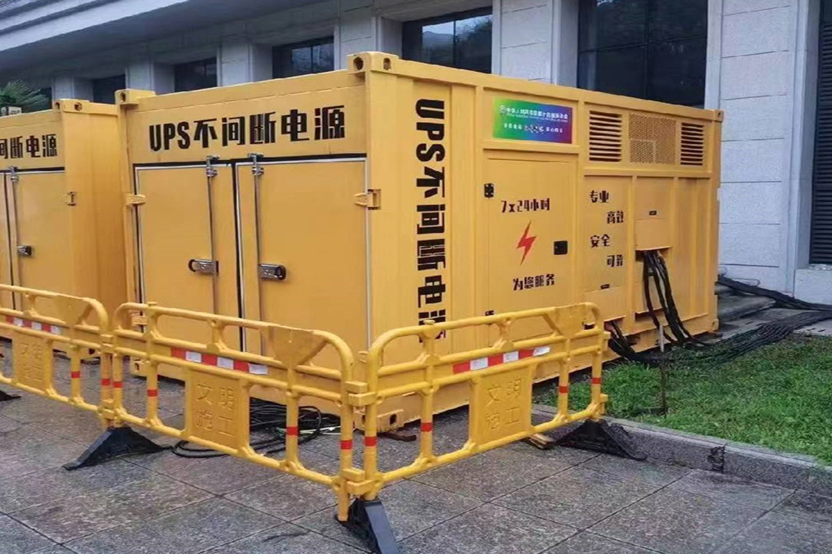 阳西发电机租赁施工现场
